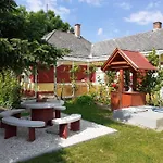 Kereki Retro Vendeghaz Kerekegyháza
