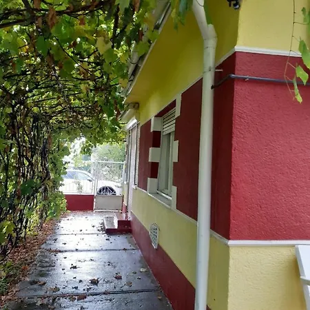 Kereki Retro Vendeghaz Lägenhet *